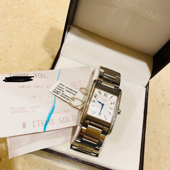 EXCELLENT CONDITION SILVER WOMEN’S COACH WATCH - Picture 3 of 5